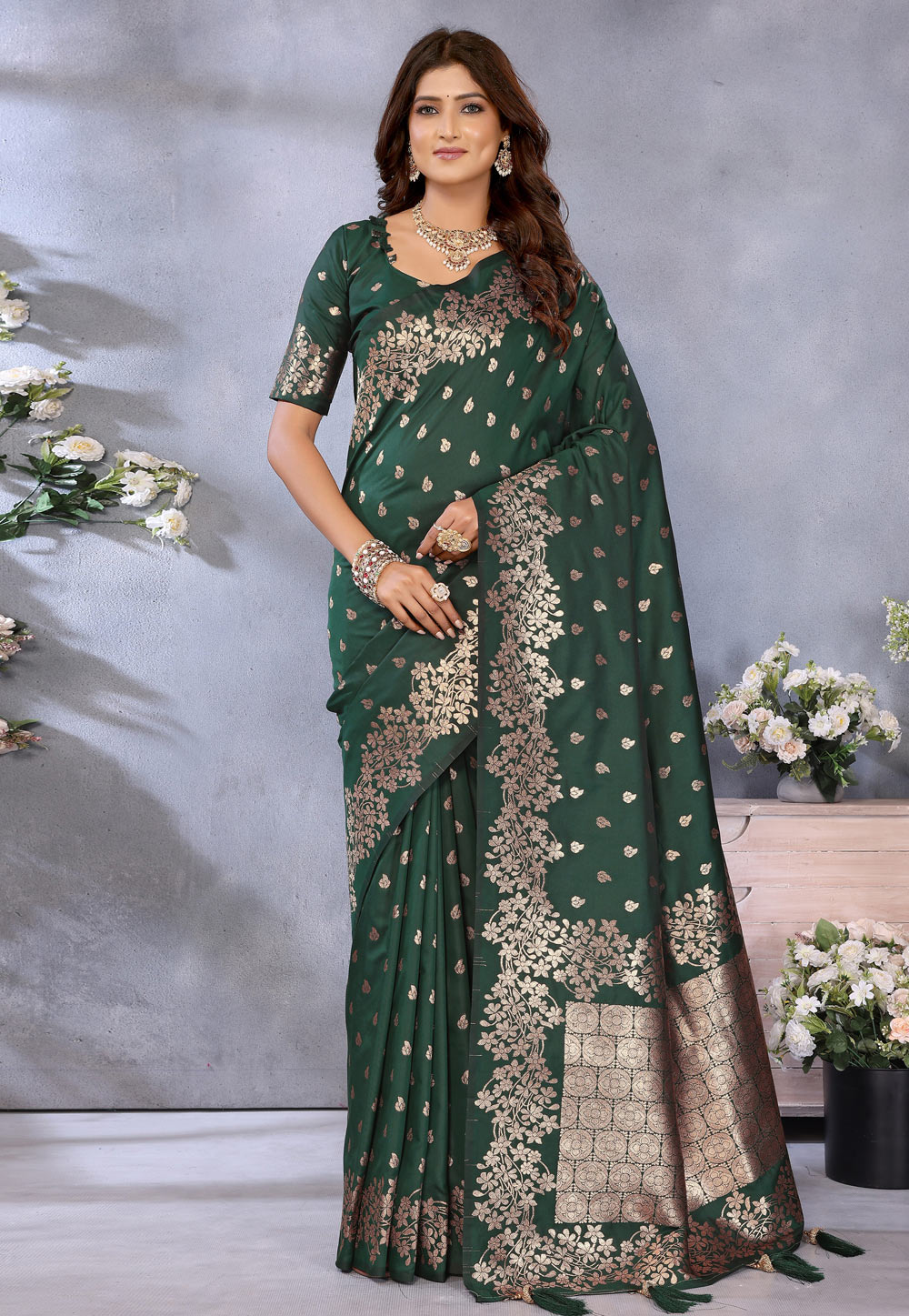 Green Banarasi Silk Saree With Blouse 311444