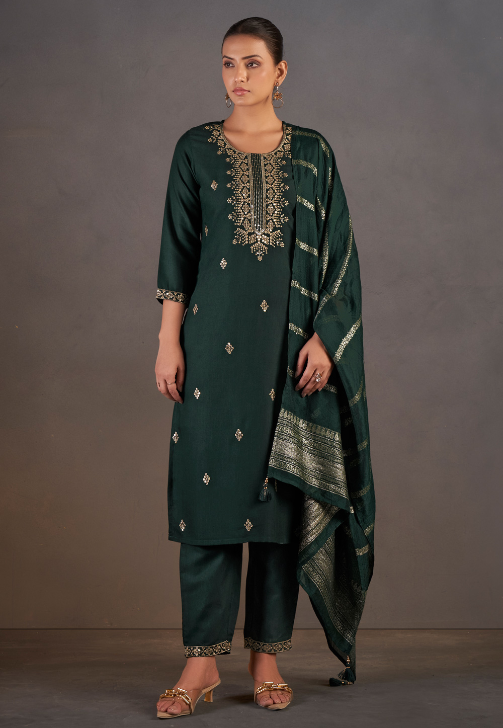 Green Cotton Readymade Pakistani Suit 321805