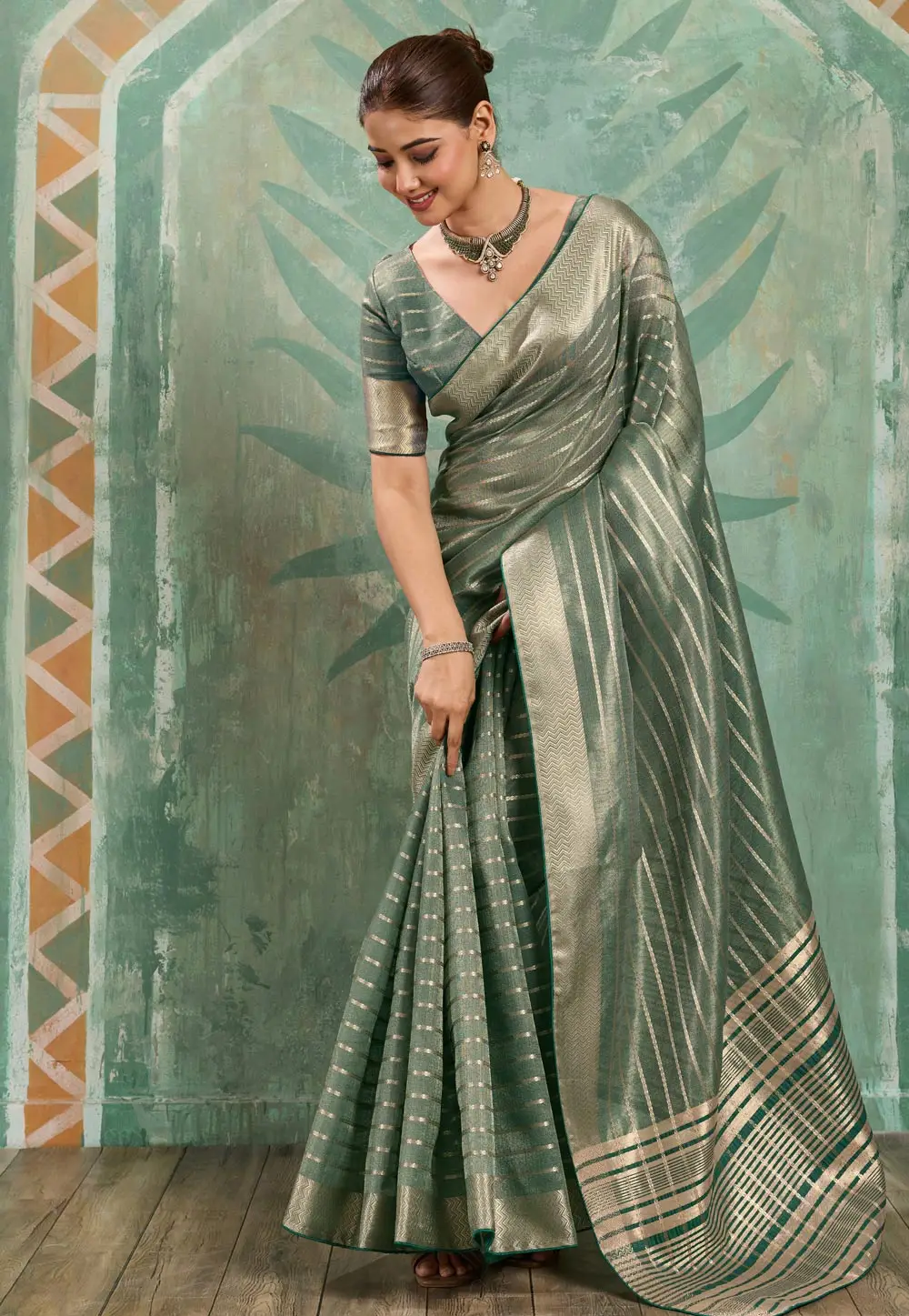 Green Cotton Saree With Blouse 331265