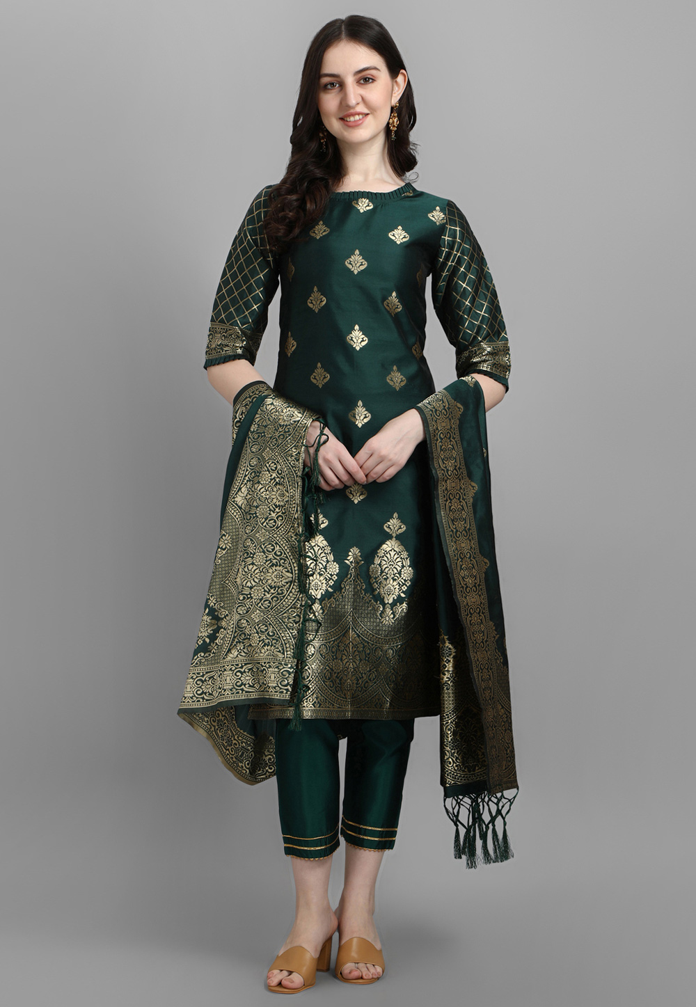 Green Cotton Silk Readymade Pakistani Suit 318315