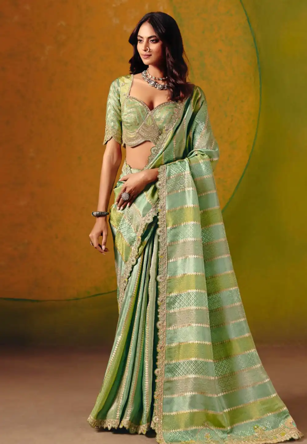 Green Jacquard Silk Saree With Blouse 325667