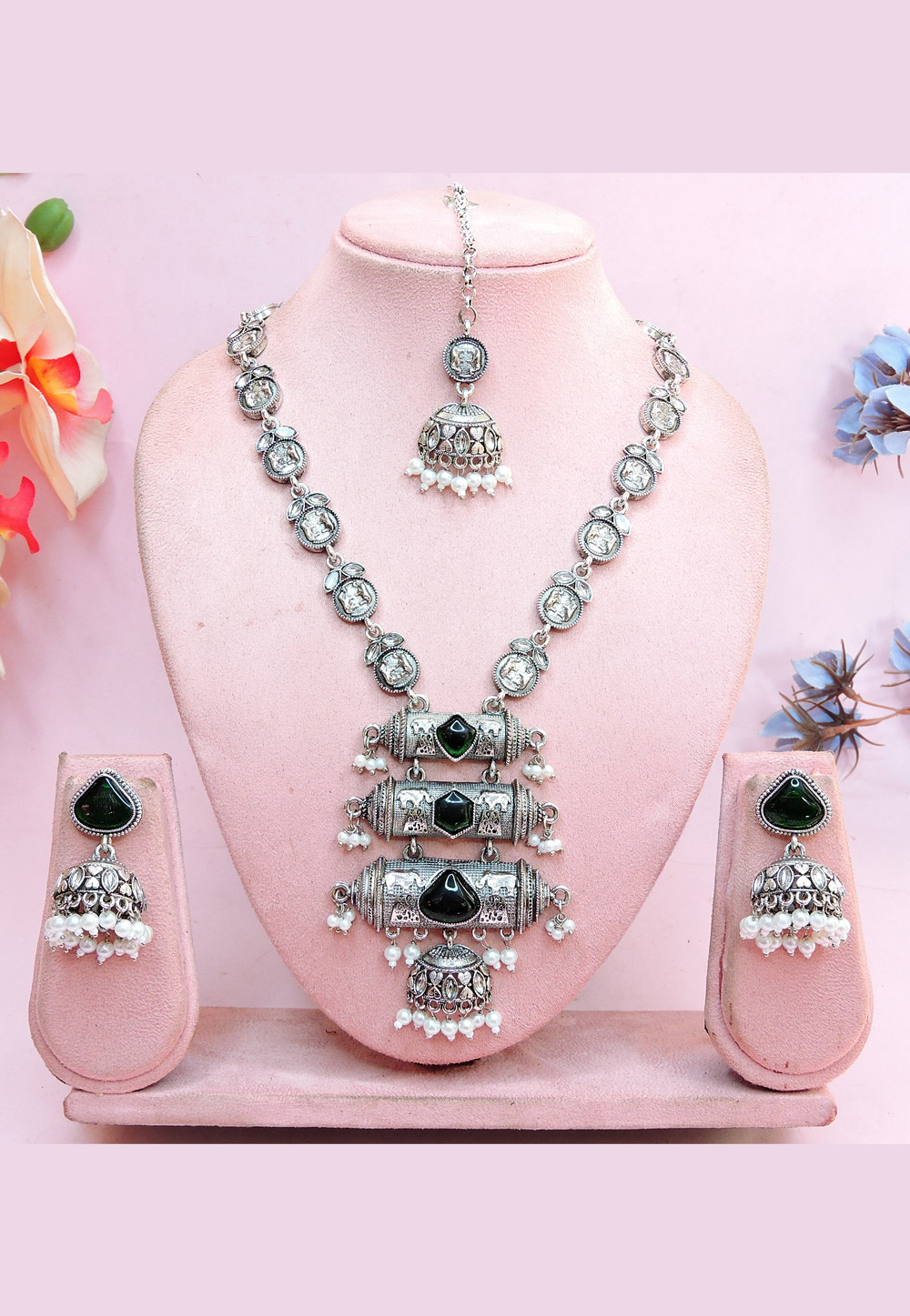 Green Oxidised Necklace Set With Earrings and Maang Tikka For Navratri 312375