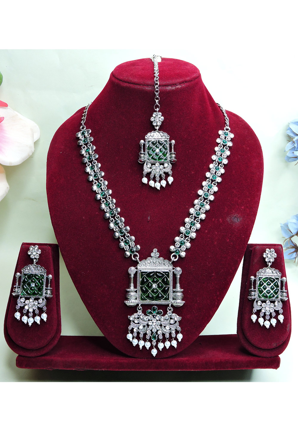 Green Oxidised Necklace Set With Earrings and Maang Tikka For Navratri 312757