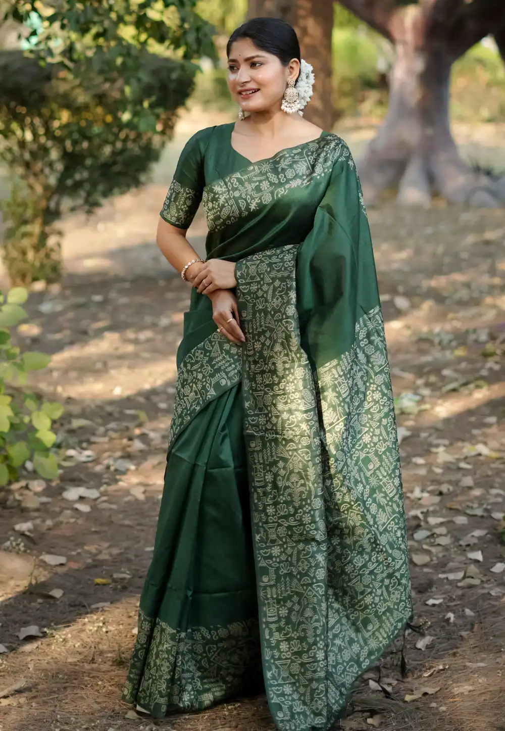 Green Raw Silk Saree With Blouse 317688