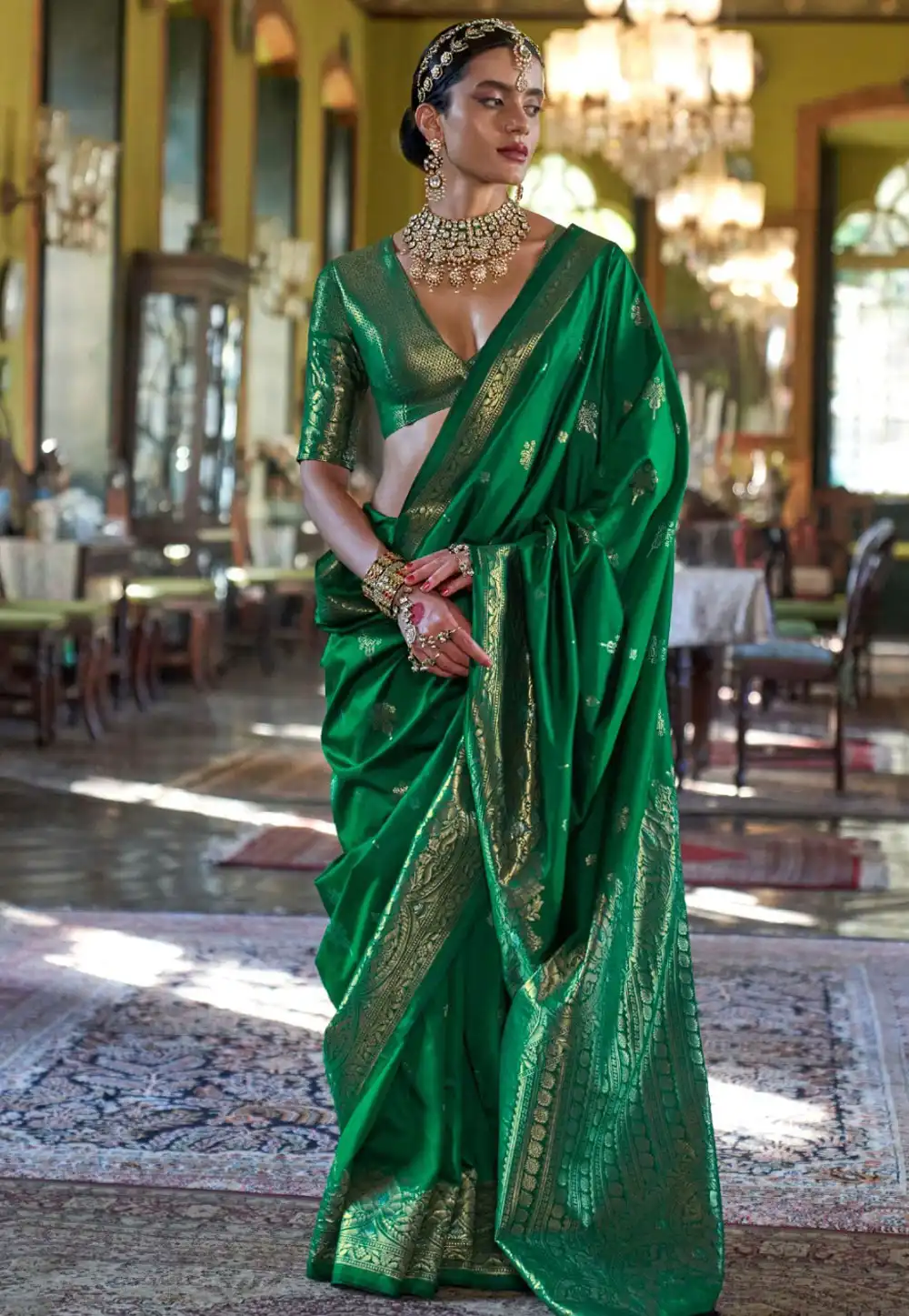 Green Silk Saree With Blouse 325876