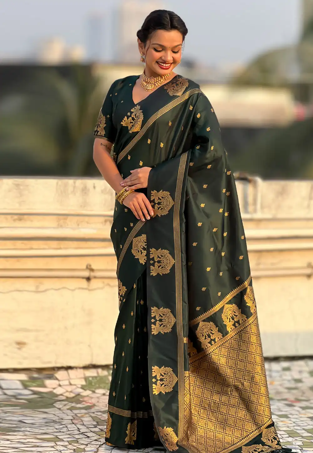 Green Silk Saree With Blouse 325267