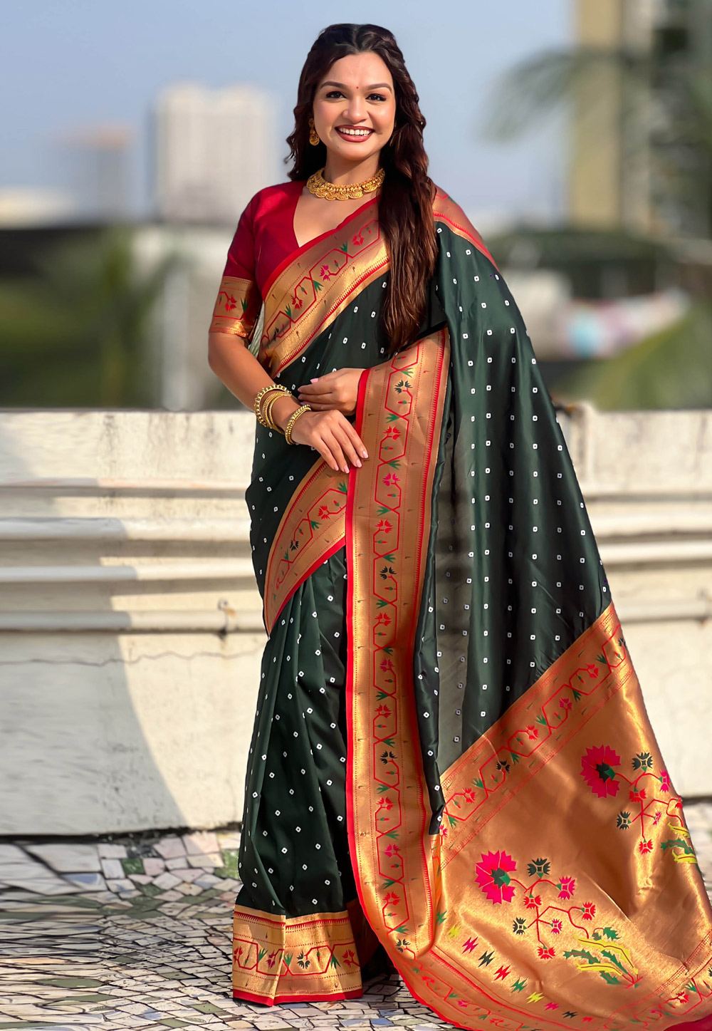 Green Silk Saree With Blouse 323543