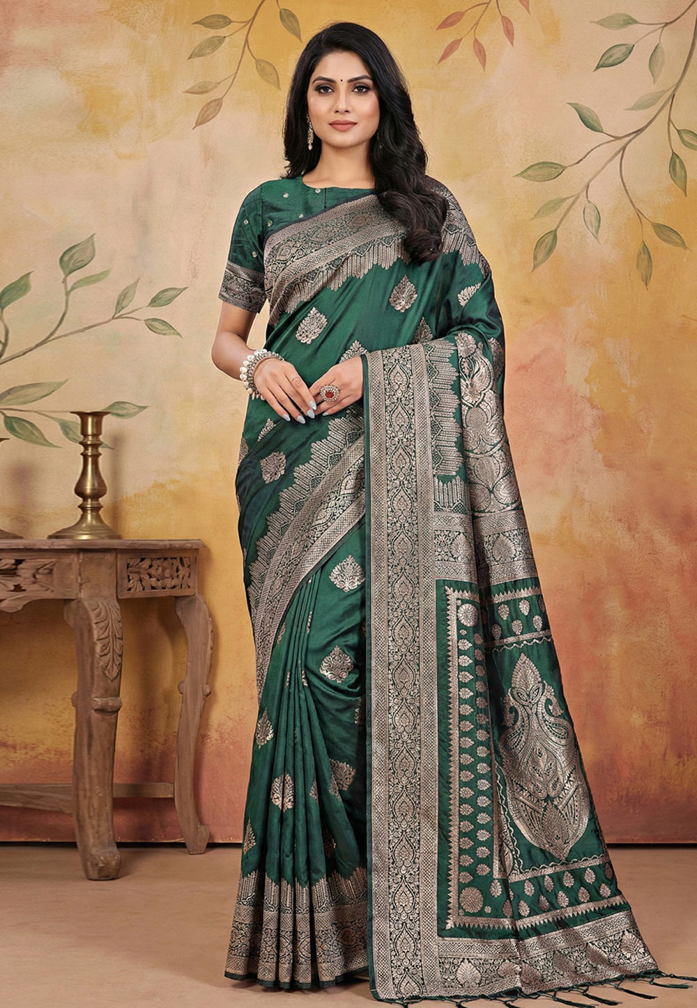 Green Silk Saree With Blouse 325999