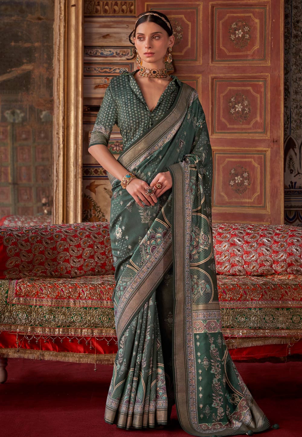 Green Silk Saree With Blouse 306535