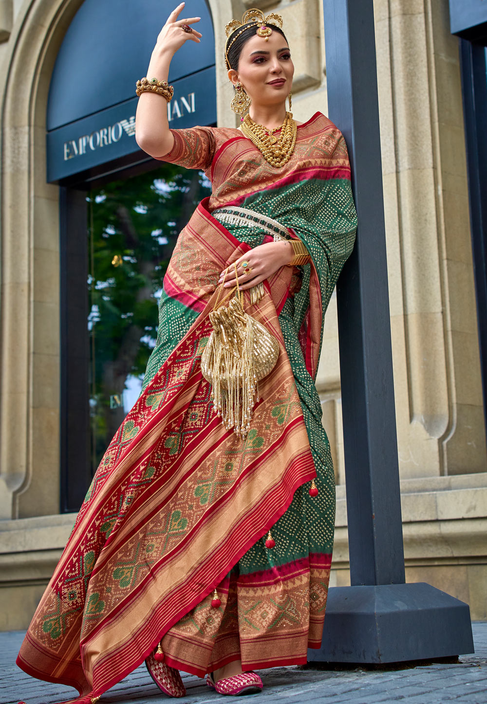 Green Silk Saree With Blouse 280699