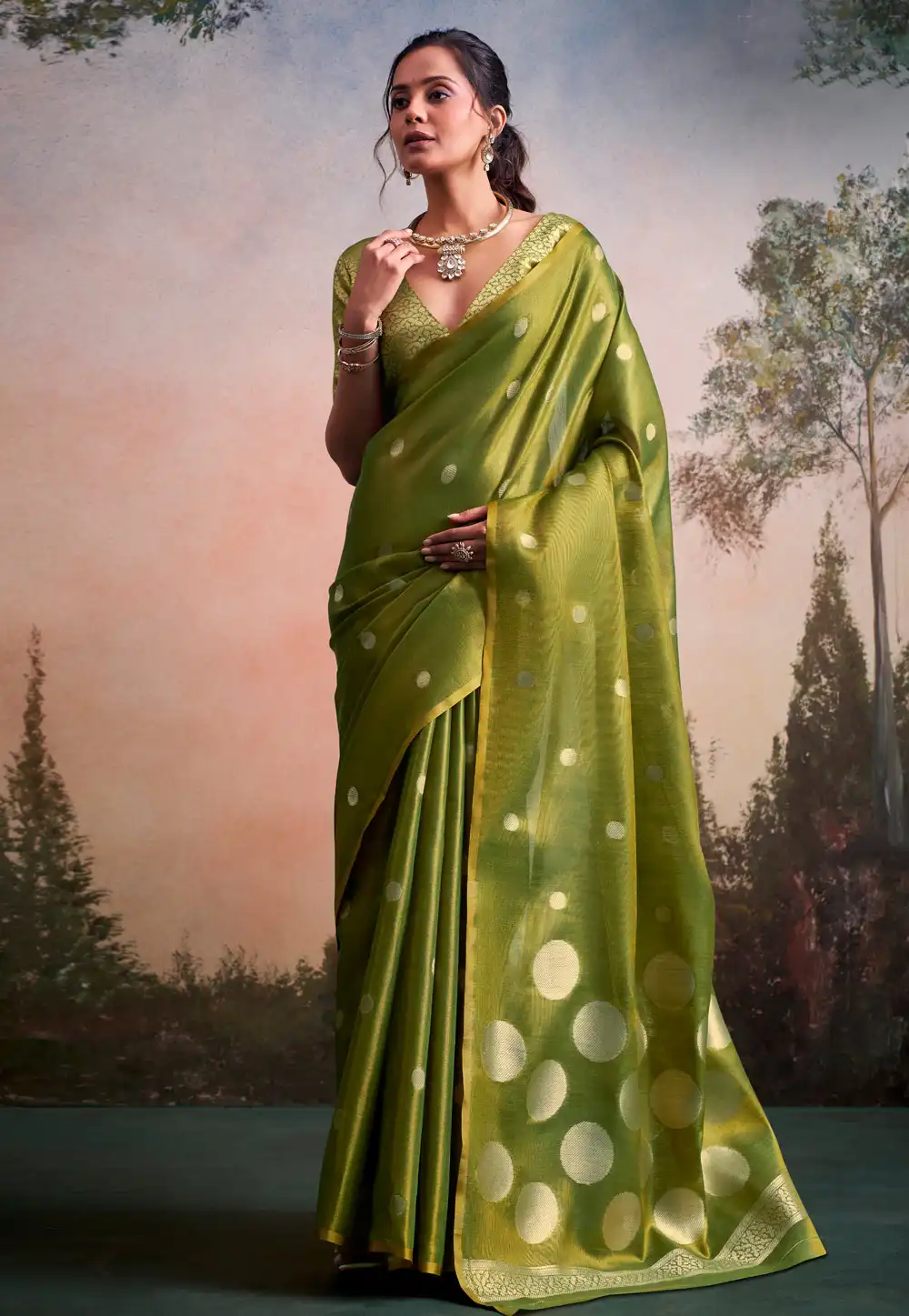 Green Tissue Silk Saree With Blouse 329040