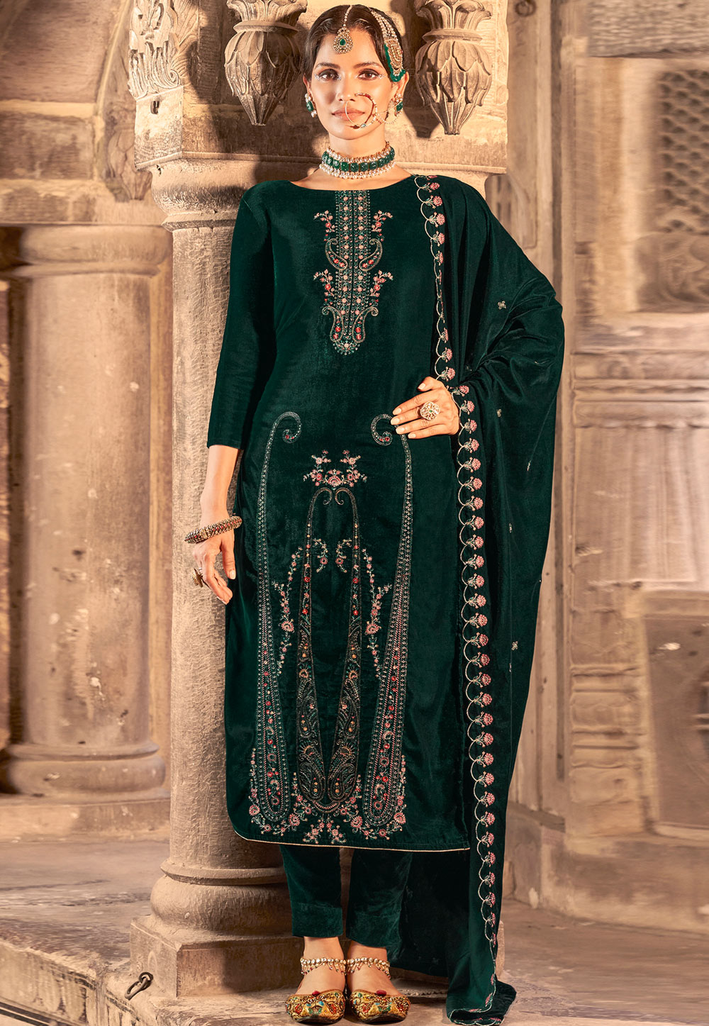 Green Velvet Pant Style Suit 311106