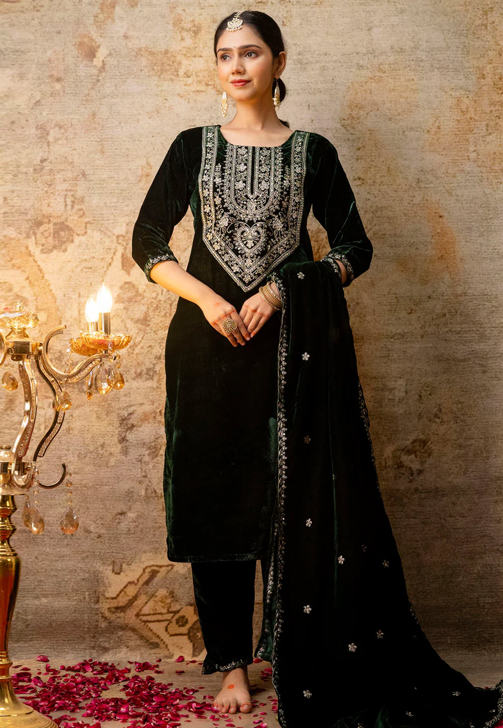 Green Velvet Readymade Pant Style Suit 307067