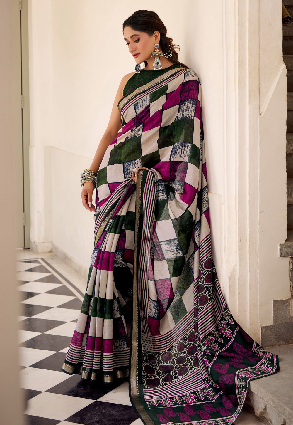 Green Viscose Saree With Blouse 329503