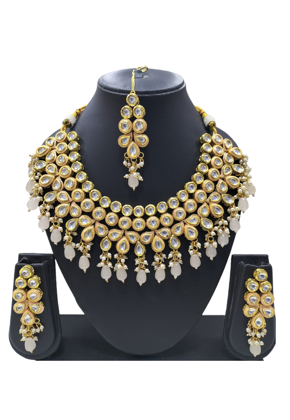 Grey Alloy Necklace Set With Earrings and Maang Tikka 312921