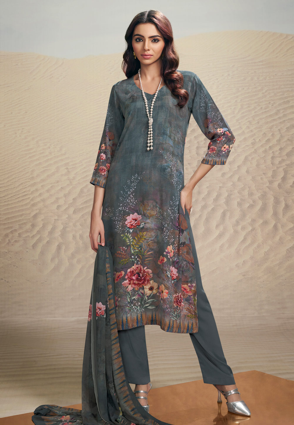 Grey Crepe Pant Style Suit 284977