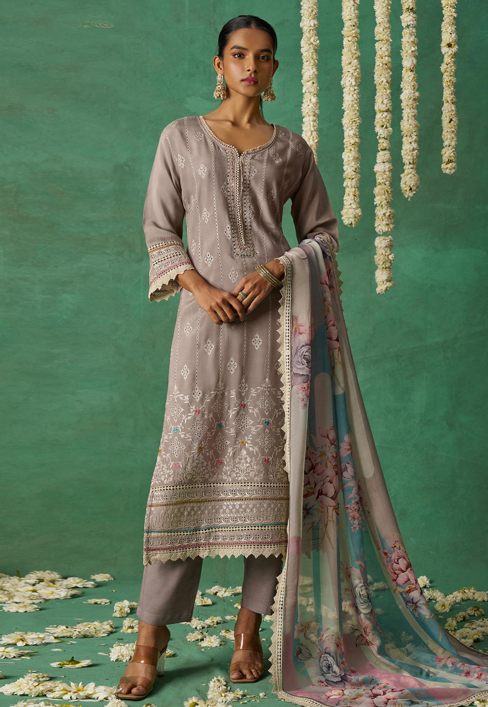 Grey Organza Readymade Pakistani Suit 319199