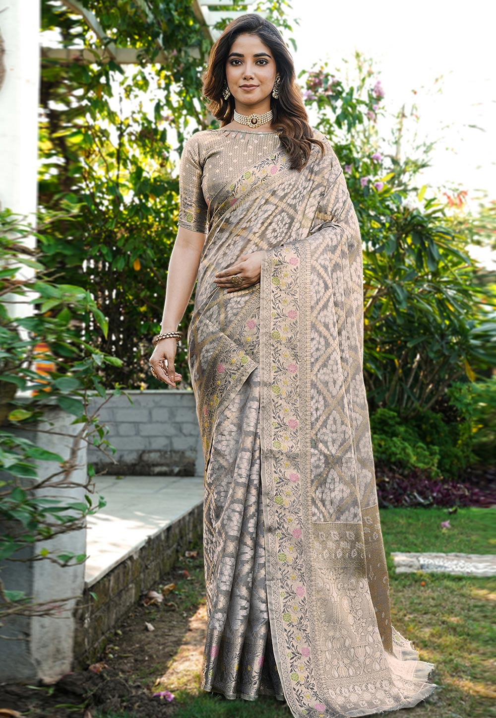 Grey Organza Saree With Blouse 321391