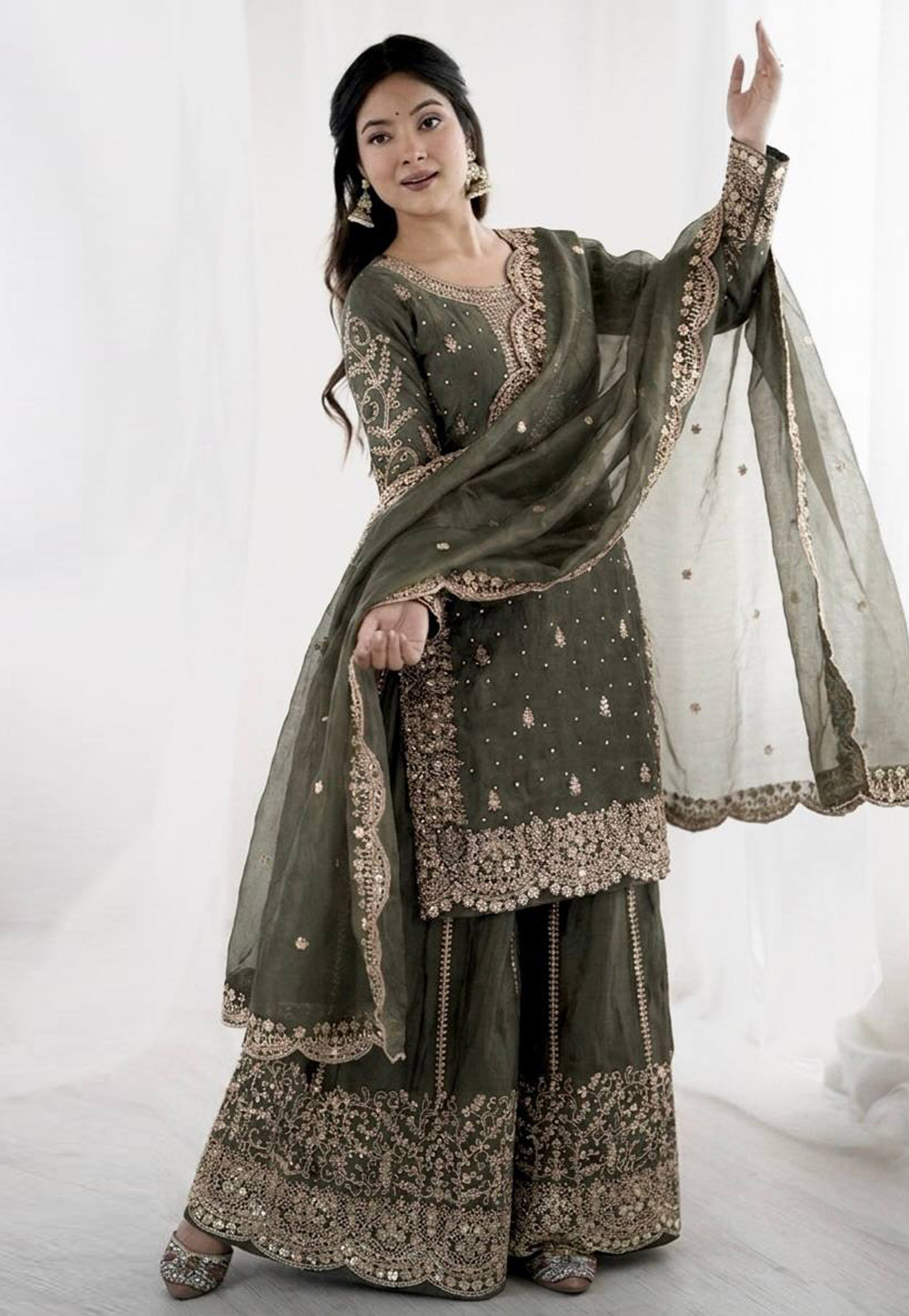 Grey Silk Readymade Pakistani Suit 327681