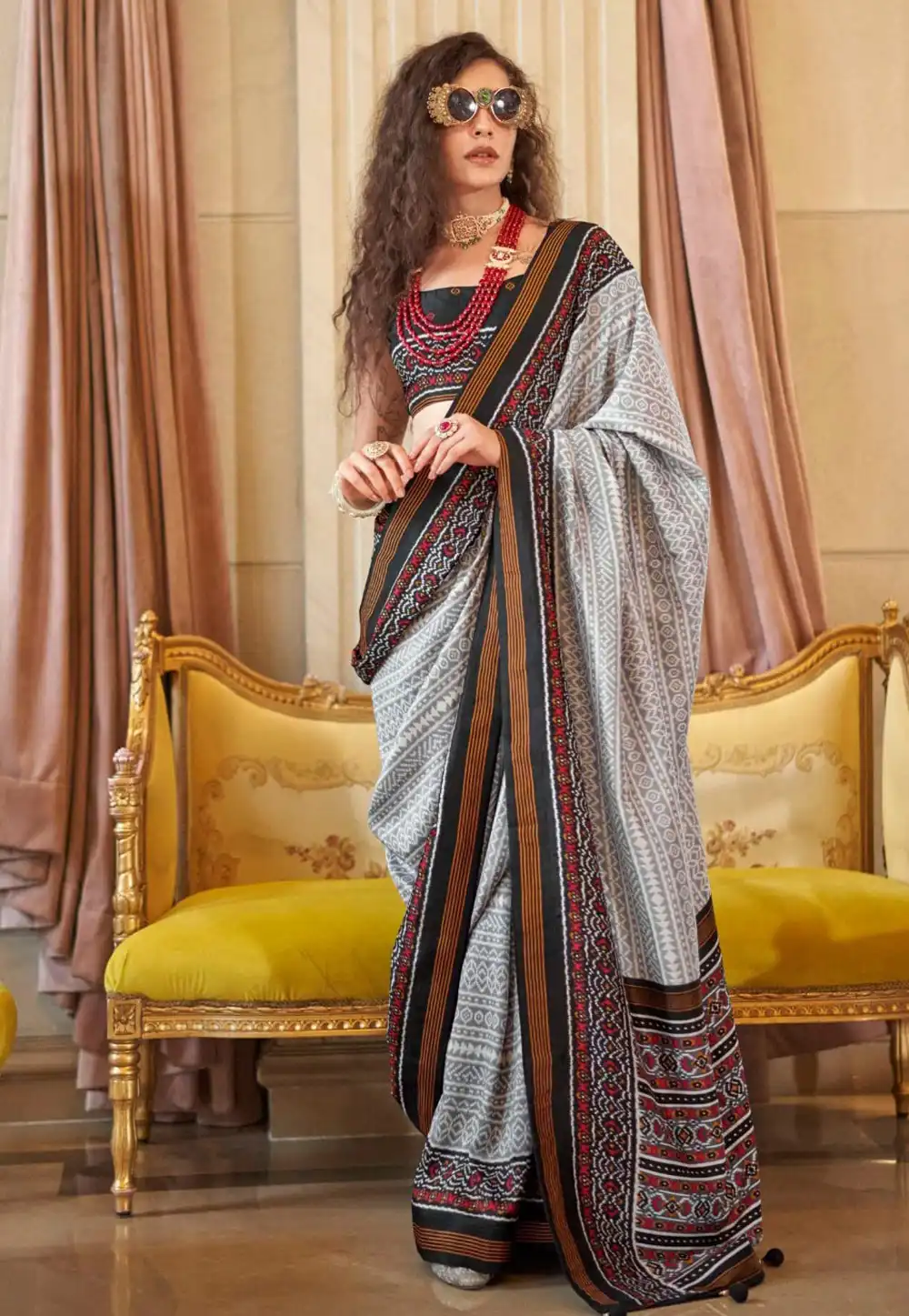 Grey Silk Saree With Blouse 321117