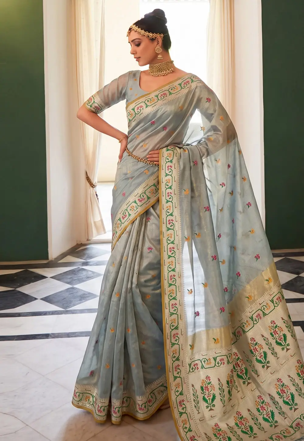 Grey Tissue Silk Saree With Blouse 332217