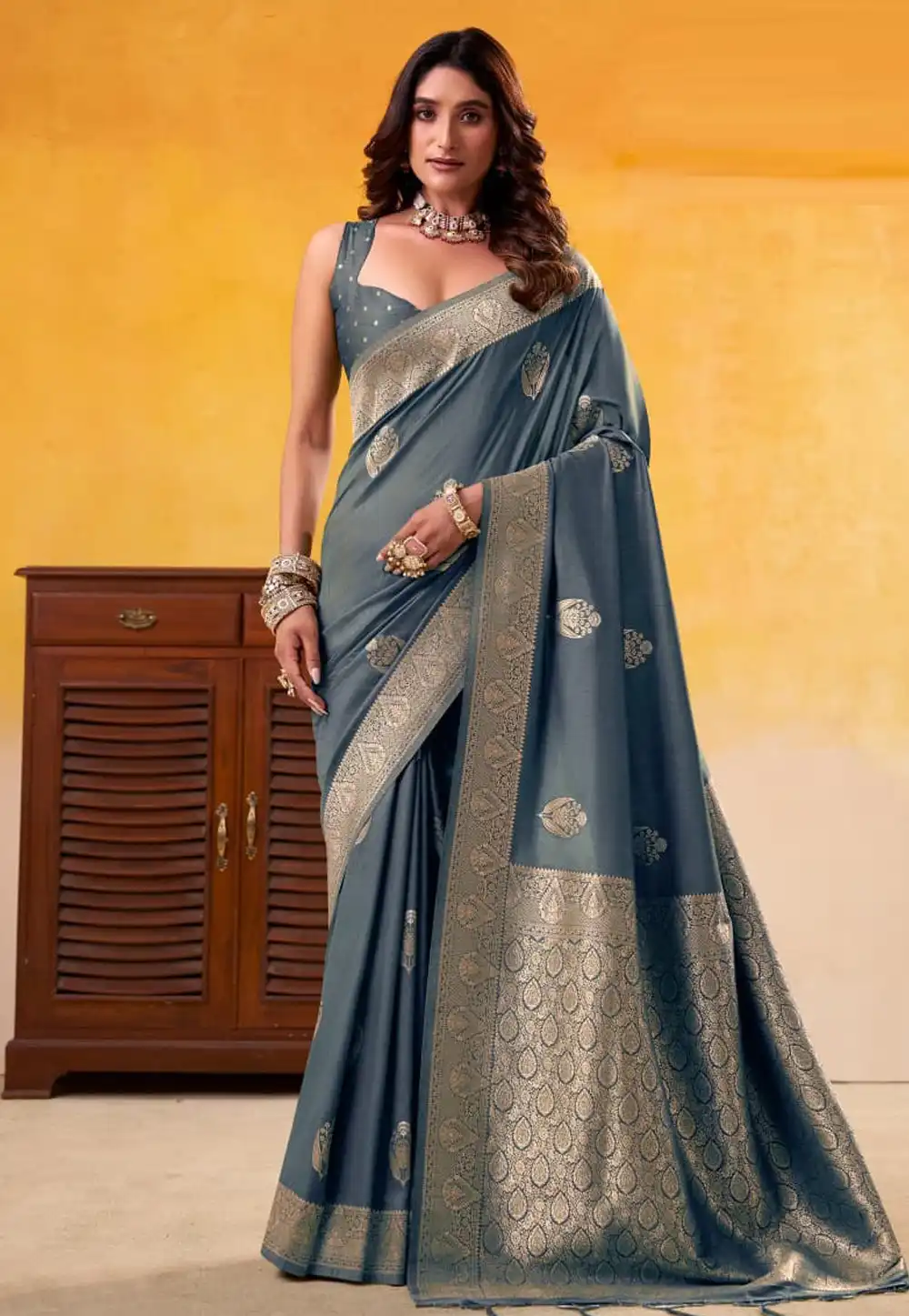 Grey Tussar Saree With Blouse 322007