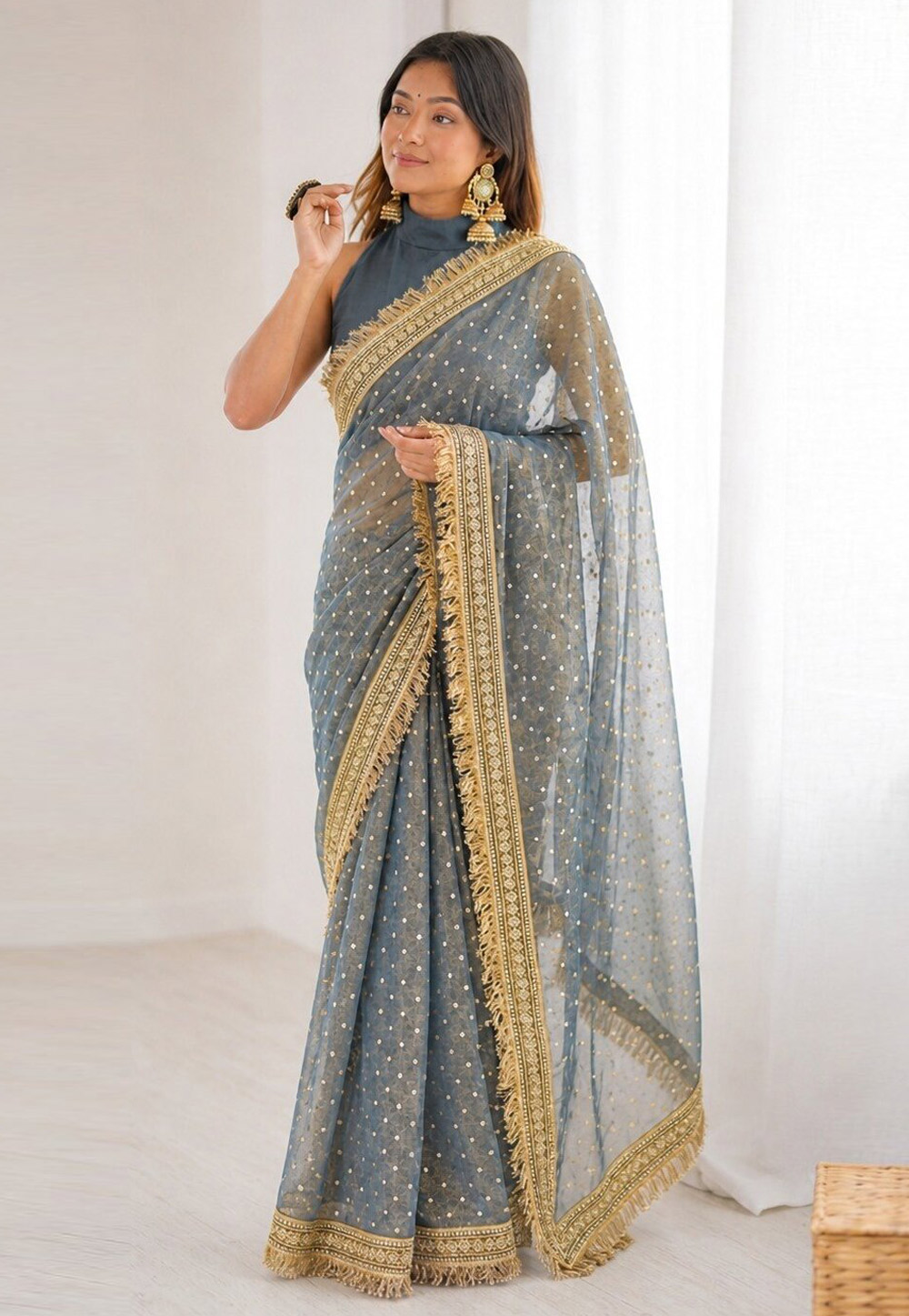 Grey Viscose Jacquard Saree With Blouse 328627