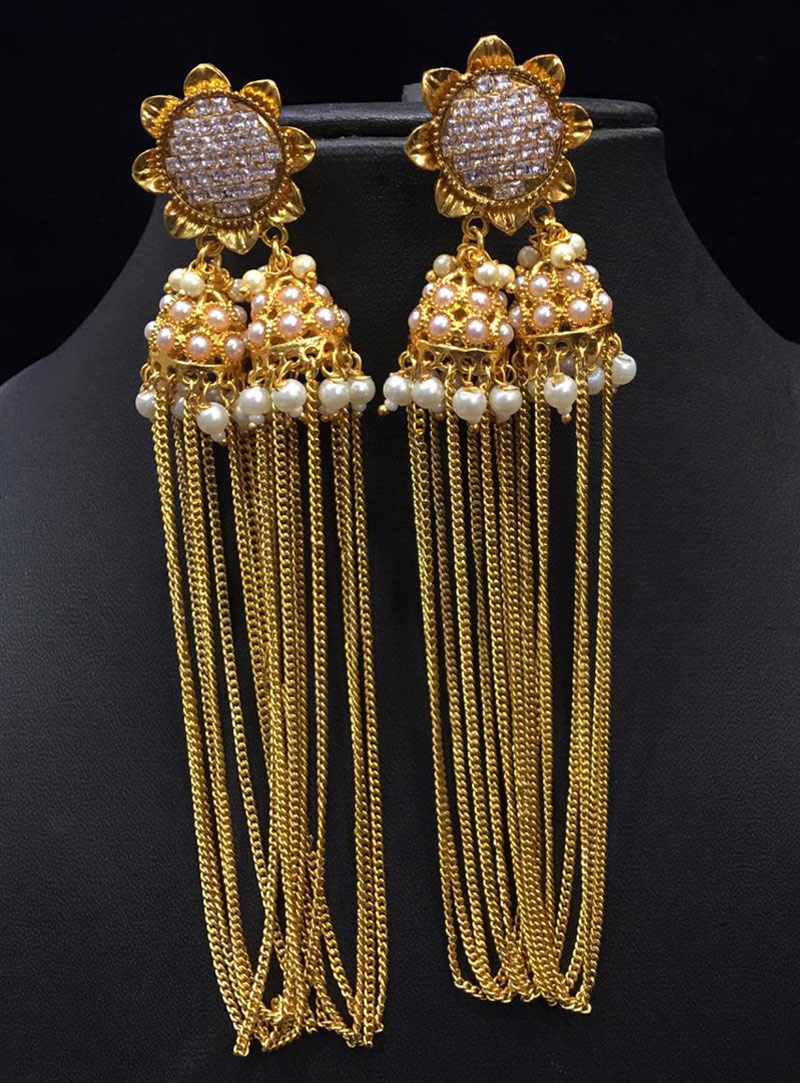 White Copper Earrings 146277