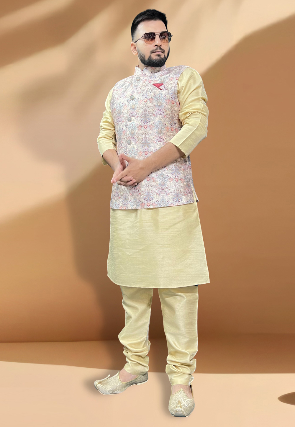 Off White Silk Kurta Pajama With Jacket 267432
