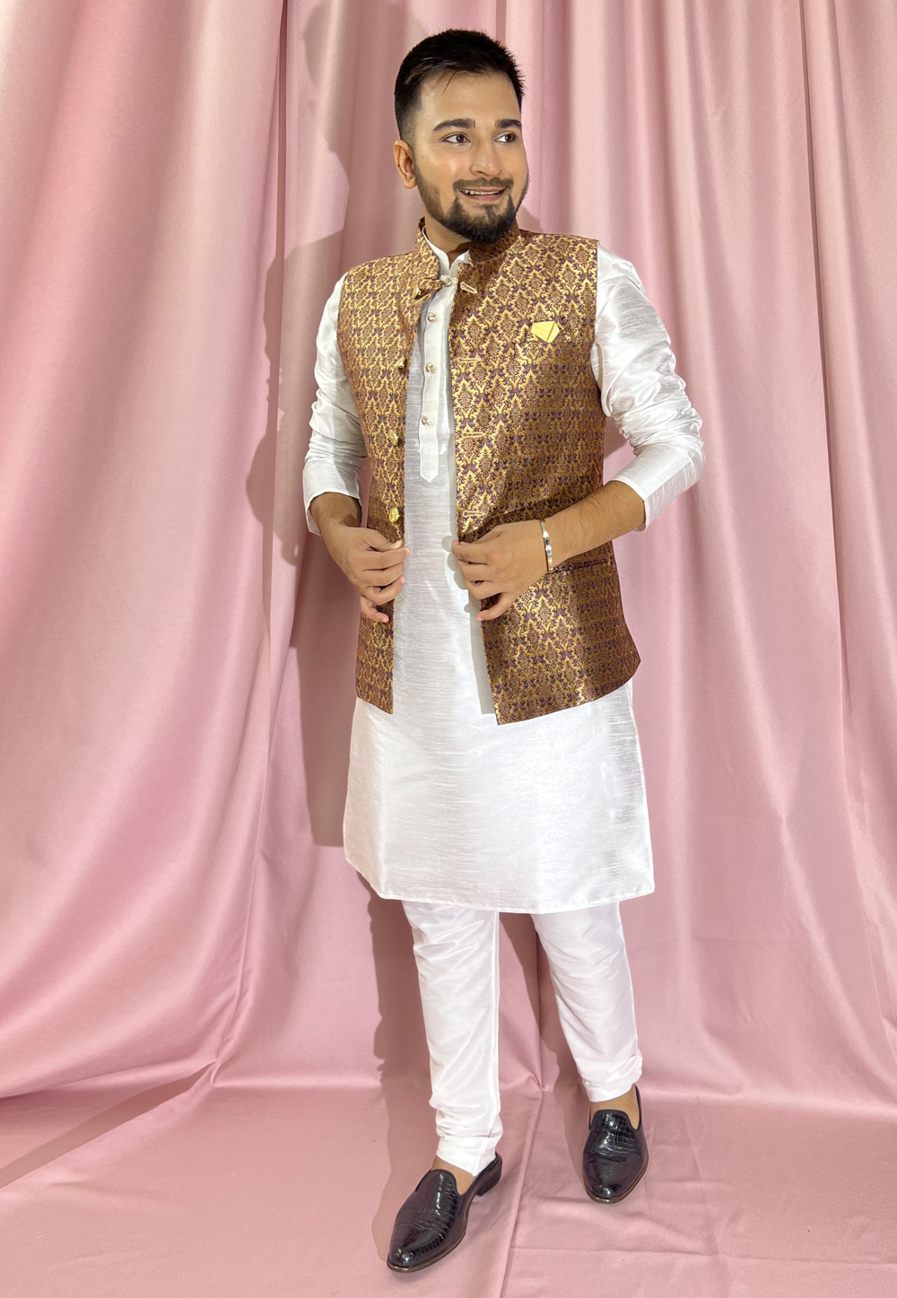Off White Silk Kurta Pajama With Jacket 272861