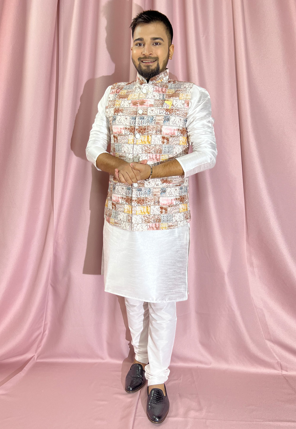 Off White Silk Kurta Pajama With Jacket 272877