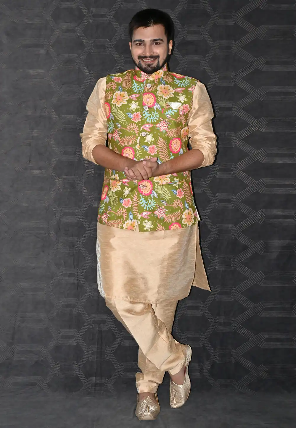 Beige Silk Kurta Pajama With Jacket 277512