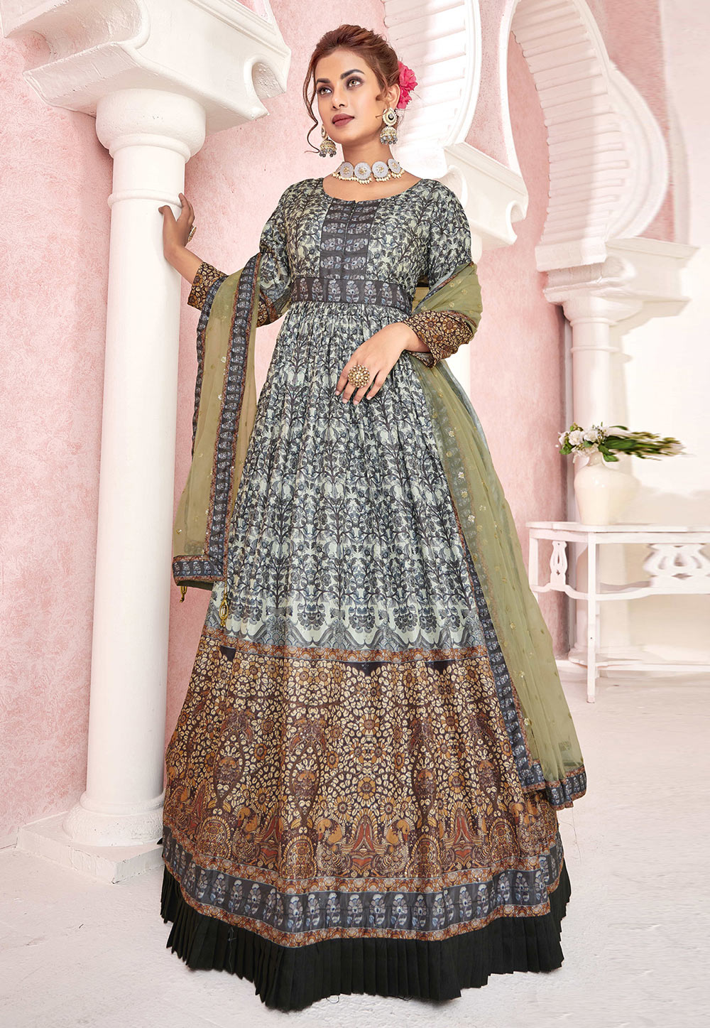 Black Silk Gown 257227