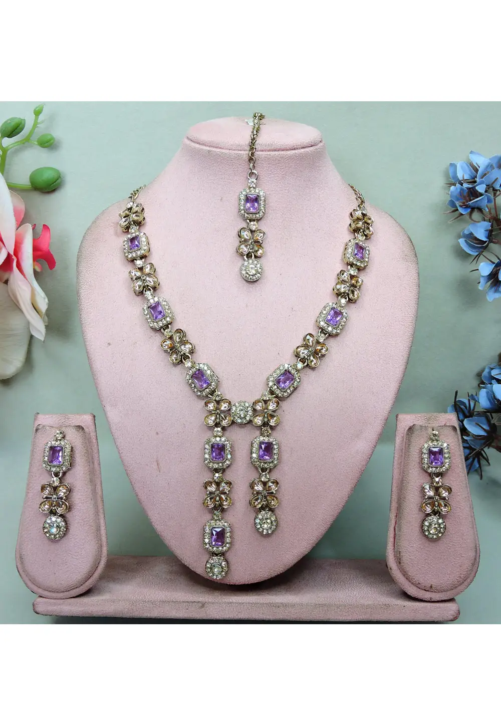 Lavender Alloy Necklace Set With Earrings and Maang Tikka 336138