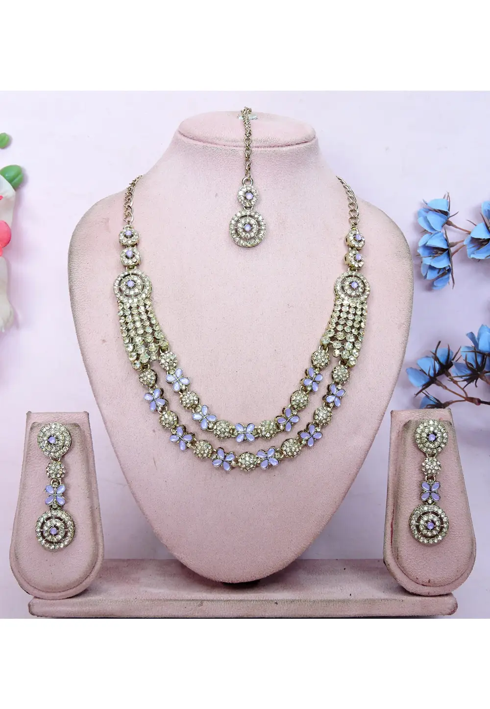 Lavender Alloy Necklace Set With Earrings and Maang Tikka 337072