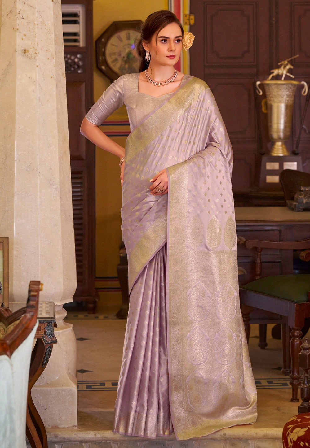 Lavender Banarasi Silk Saree 318341