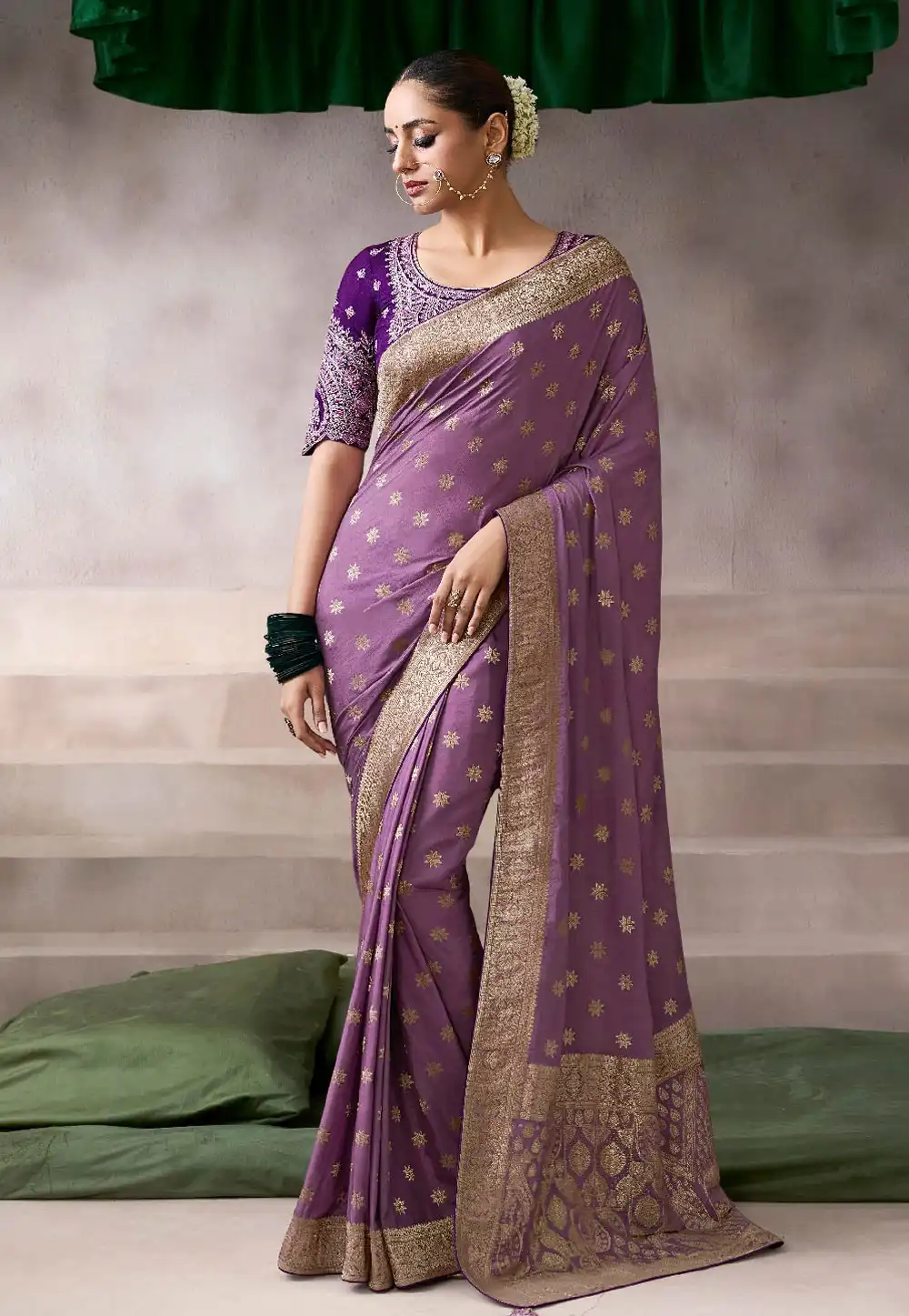 Lavender Crepe Saree With Blouse 320170