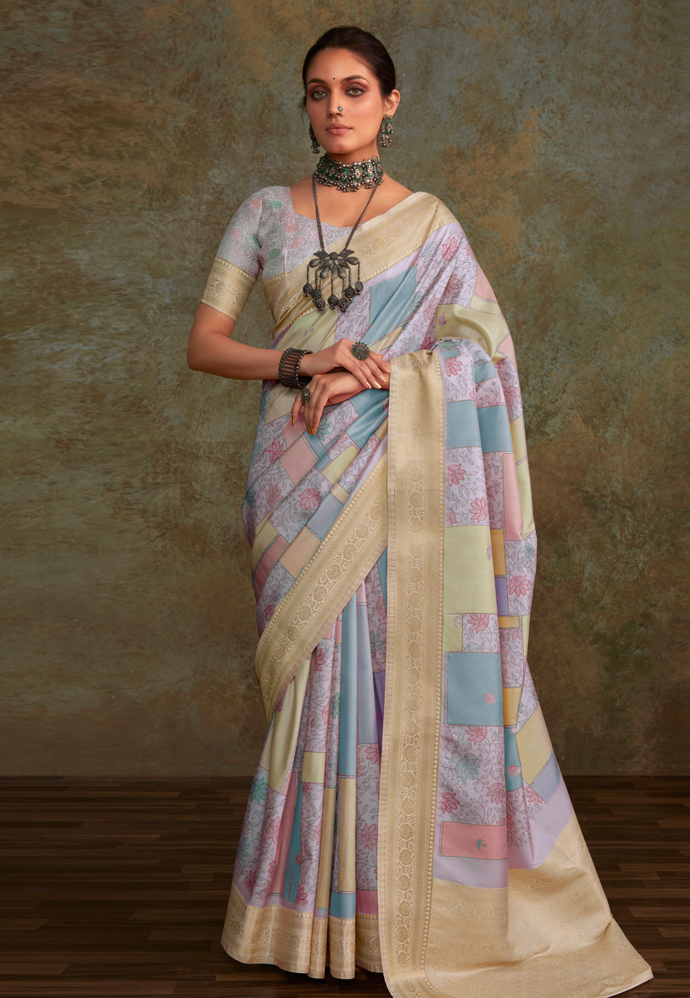 Lavender Silk Saree With Blouse 285523