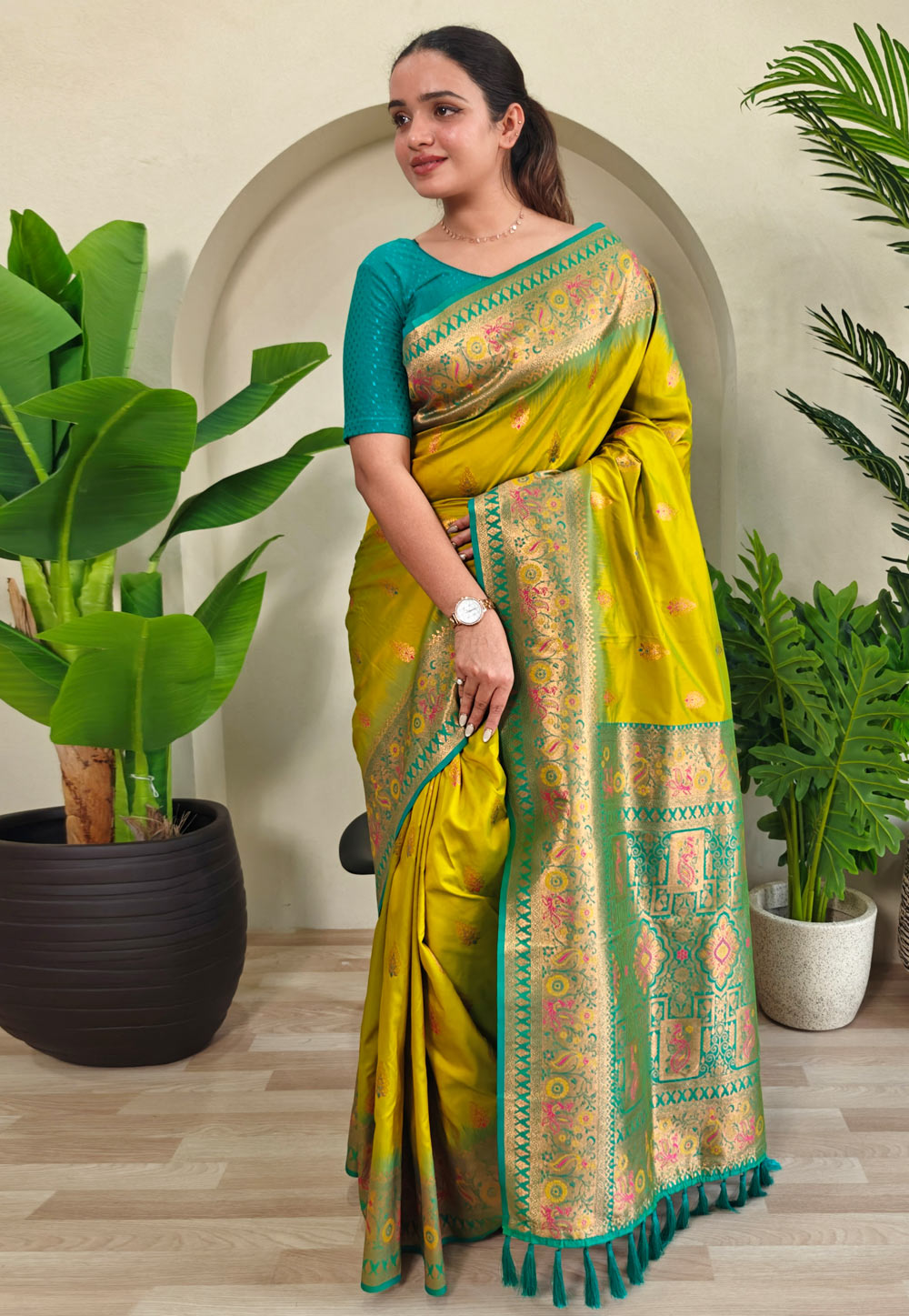 Light Green Silk Saree With Blouse 307976