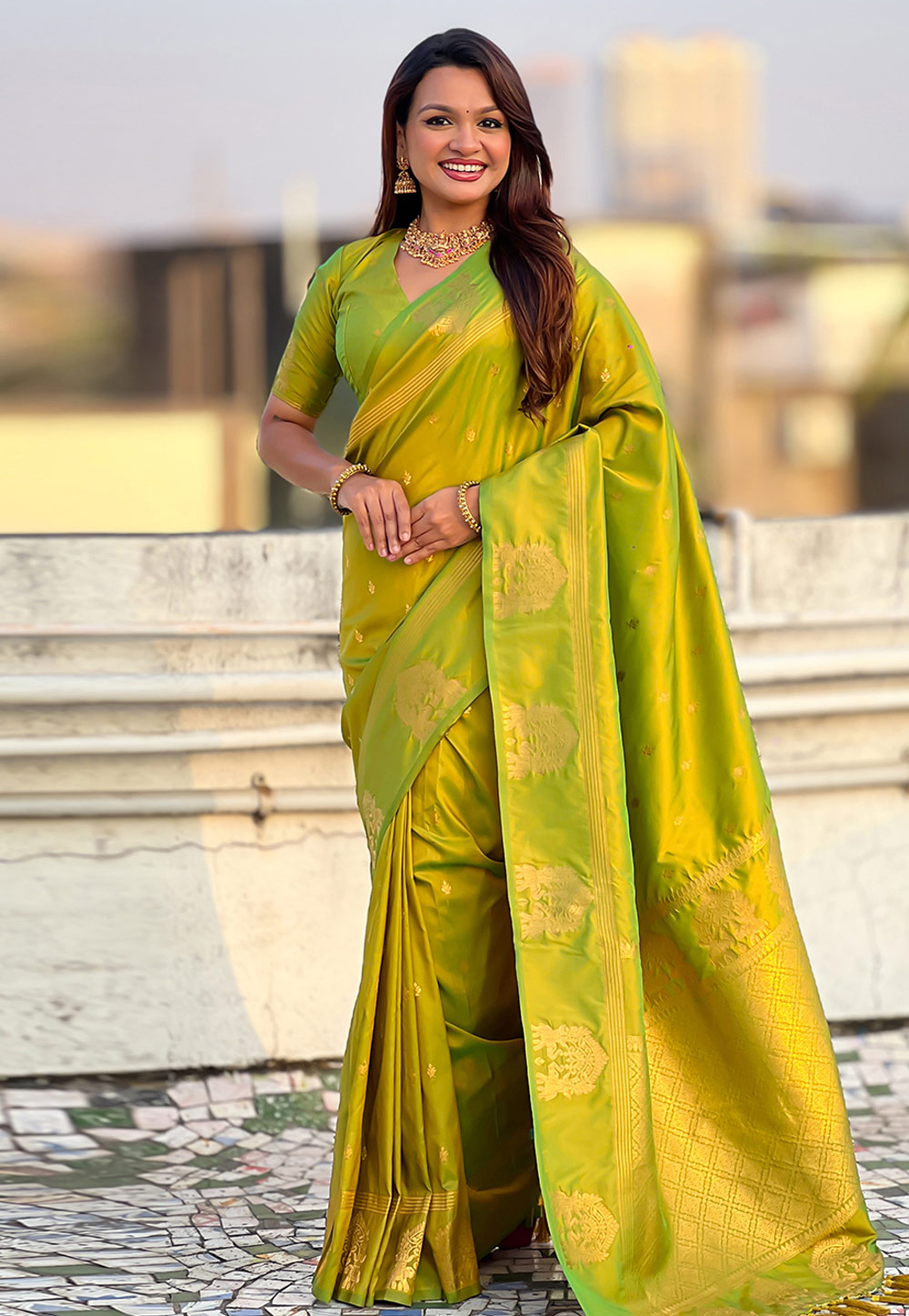 Light Green Silk Saree With Blouse 325270