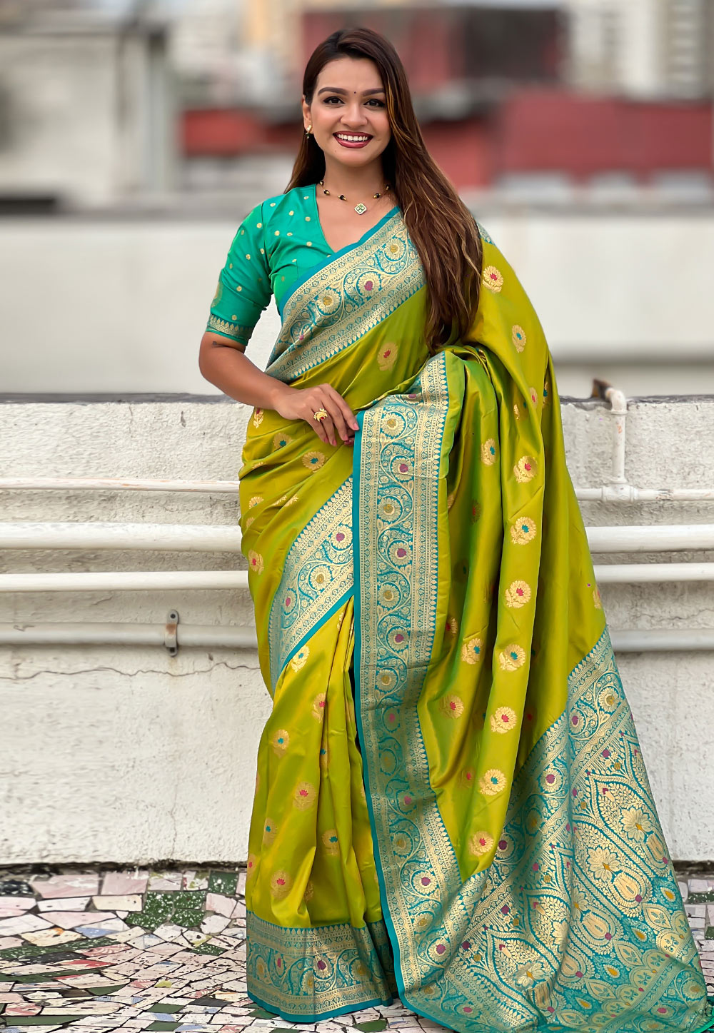 Light Green Silk Saree With Blouse 311928