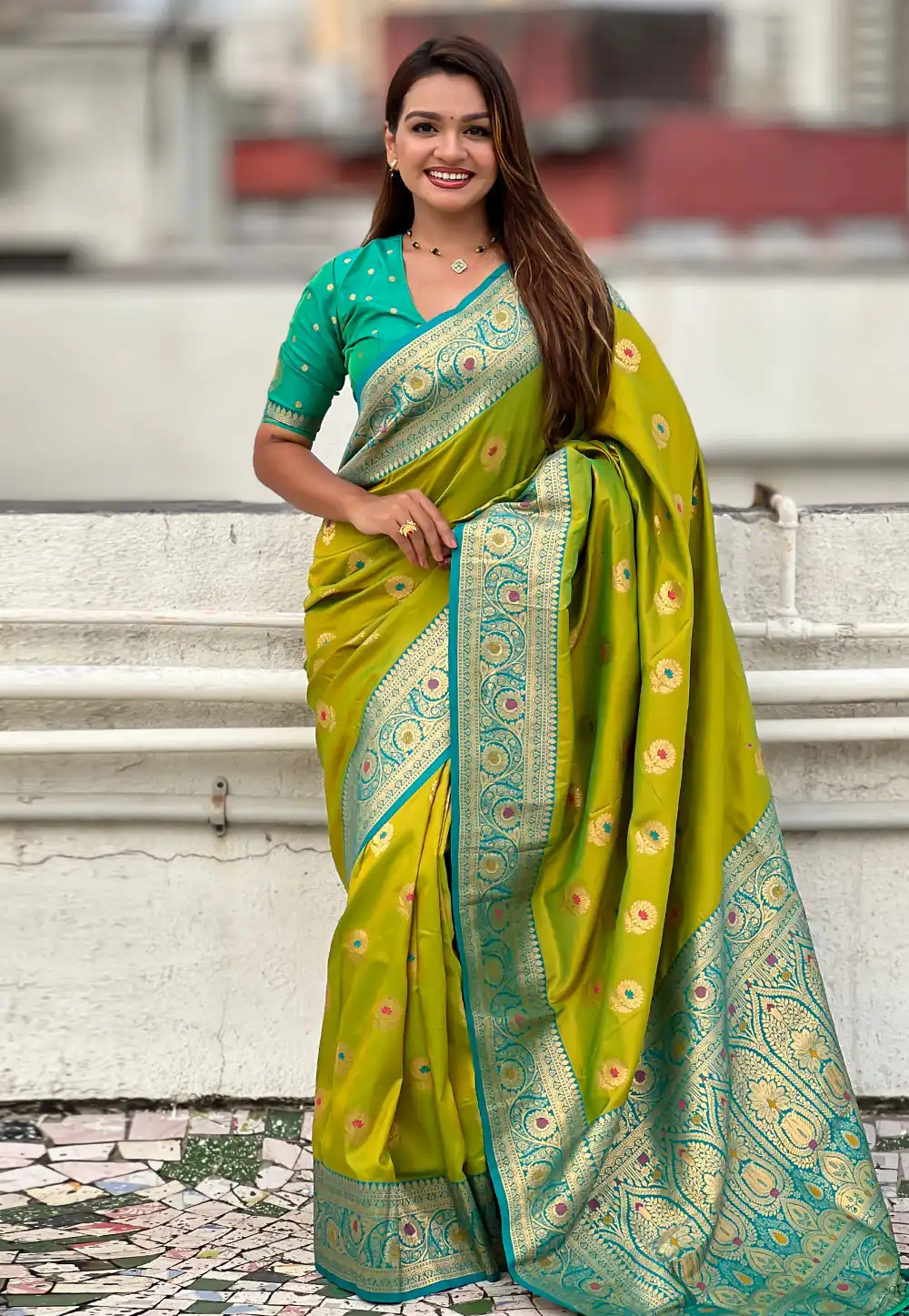 Light Green Silk Saree With Blouse 311928