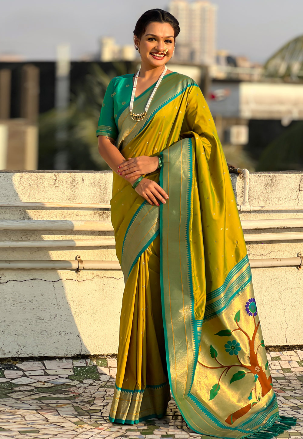 Light Green Silk Saree With Blouse 326725