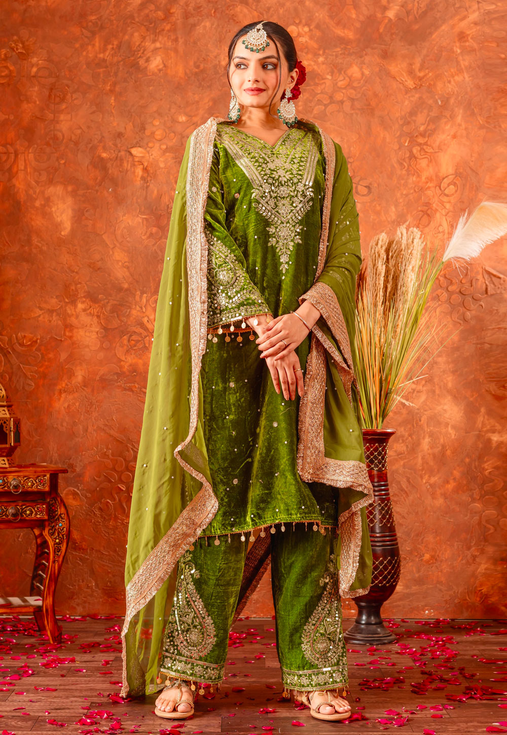 Light Green Velvet Readymade Designer Salwar Suit 322232