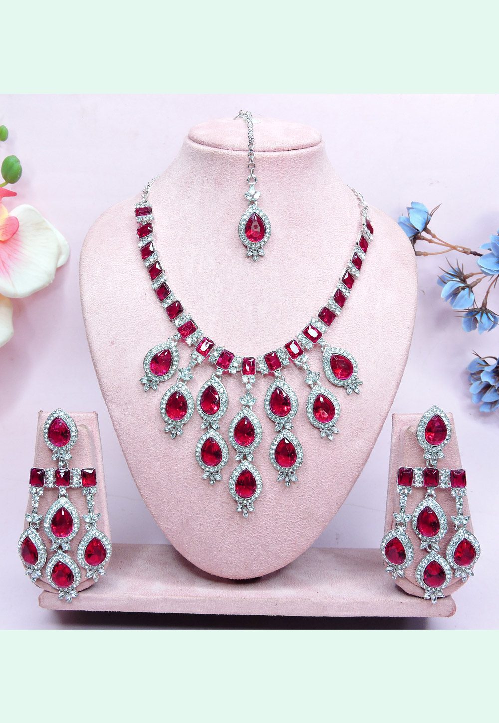 Magenta Alloy Necklace Set With Earrings and Maang Tikka 312421
