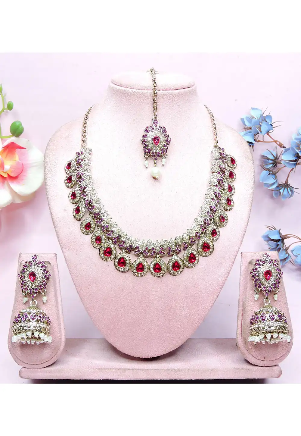 Magenta Alloy Necklace Set With Earrings and Maang Tikka 330232