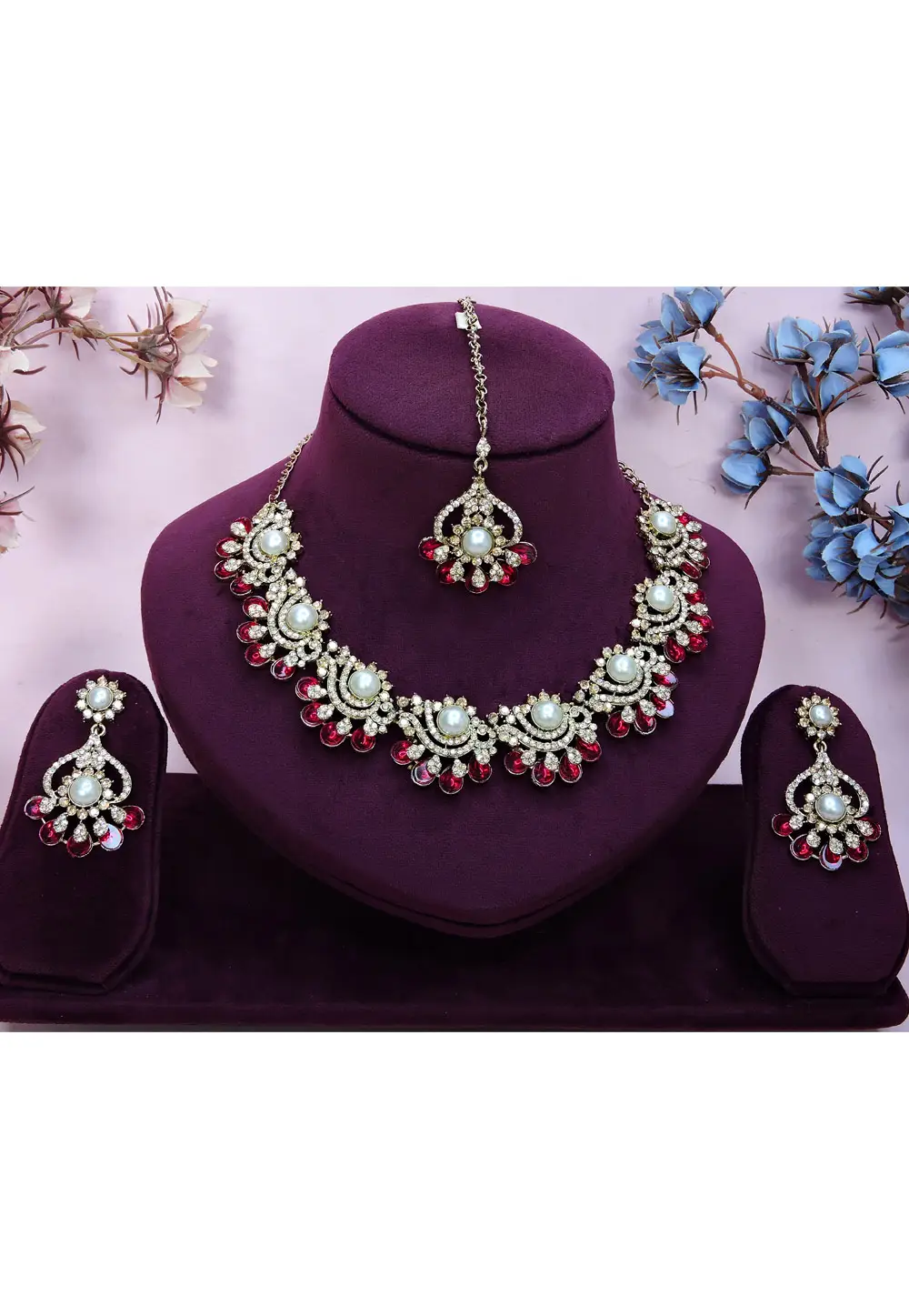 Magenta Alloy Necklace Set With Earrings and Maang Tikka 332152