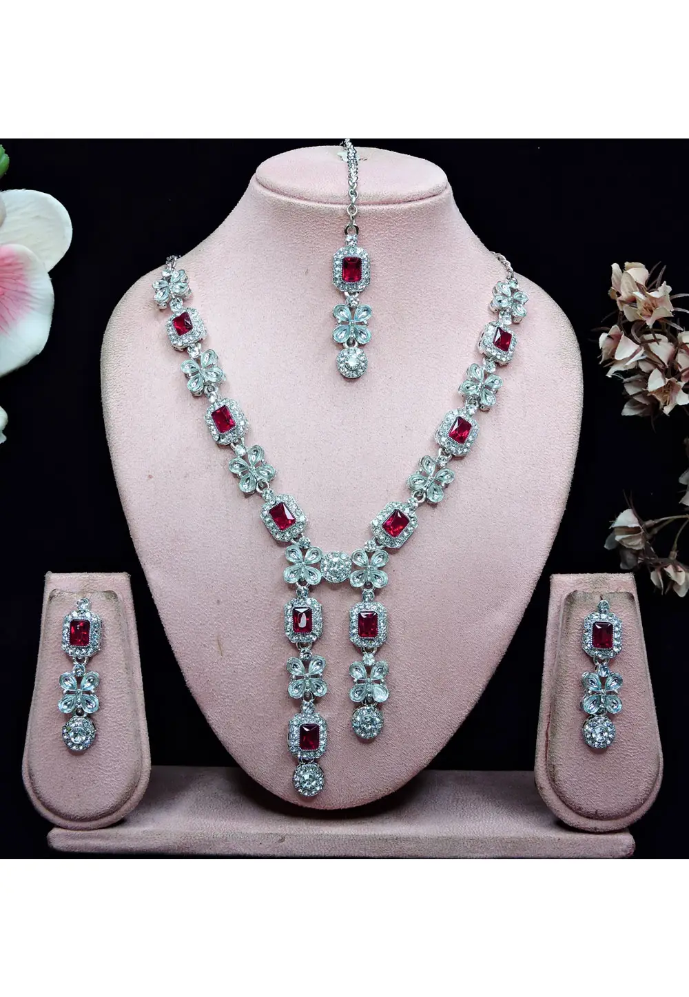 Magenta Alloy Necklace Set With Earrings and Maang Tikka 336168