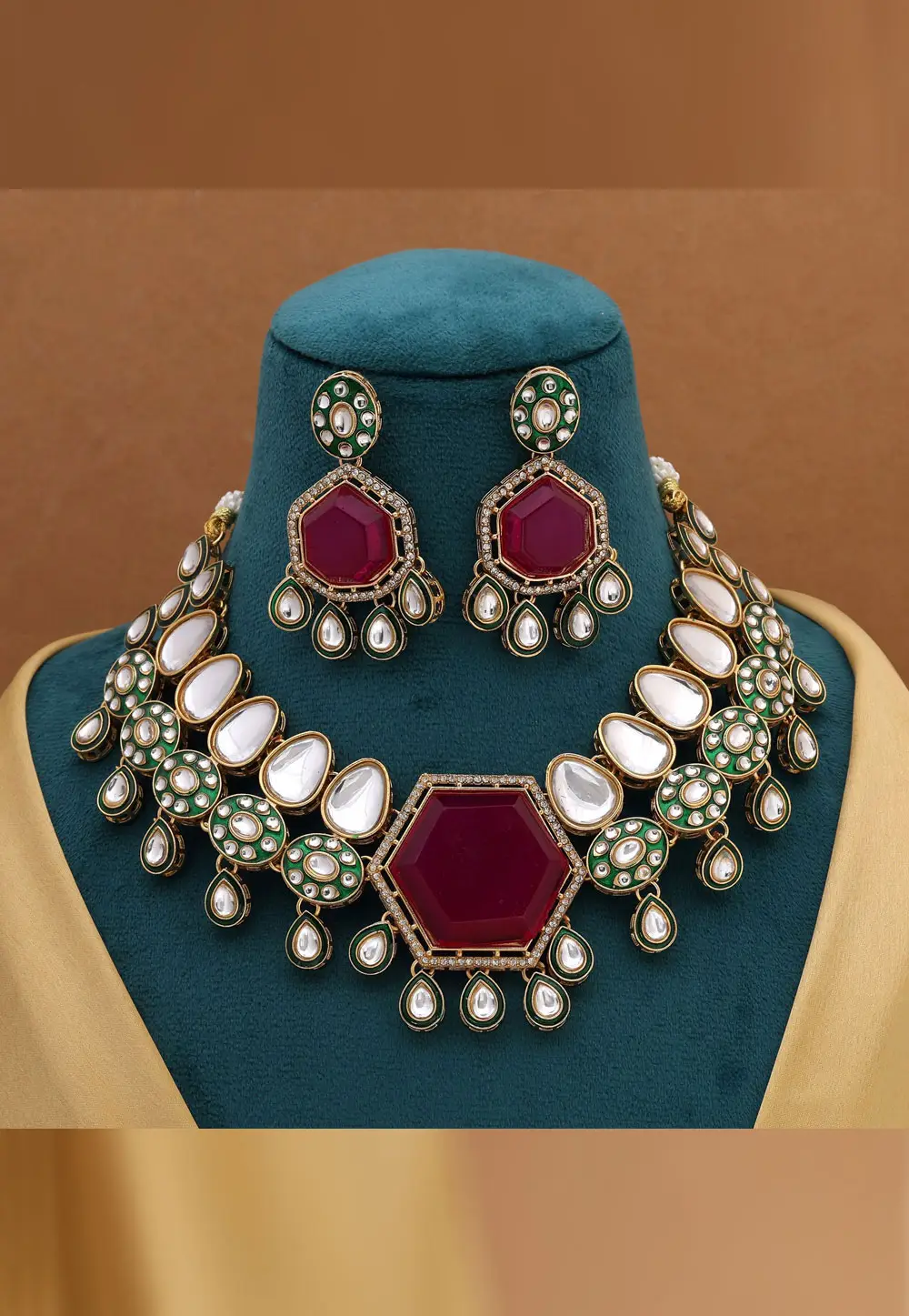 Magenta Alloy Necklace With Earrings 332194
