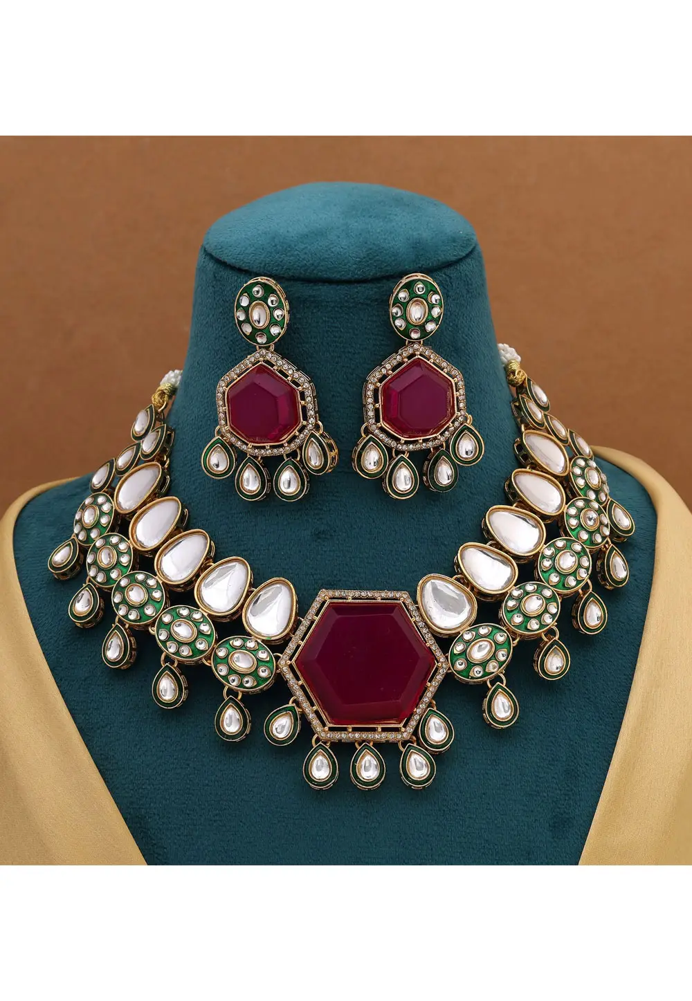 Magenta Alloy Necklace With Earrings 333745